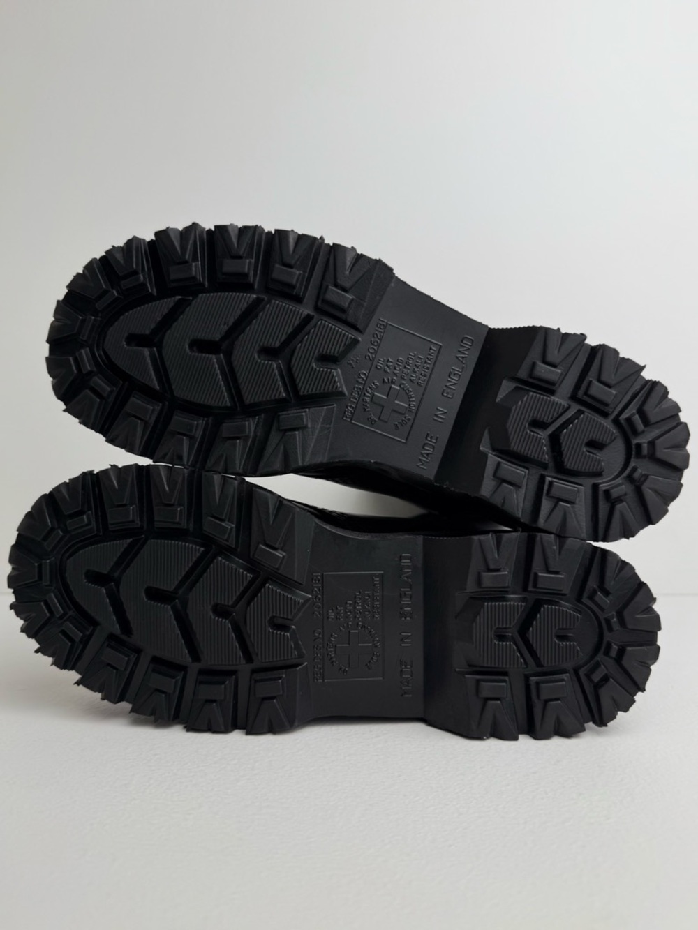 Vintage Dr. Martens 3A26 Holy Grail England Black Envy Platform Boots UK 4 - Picture 10 of 16